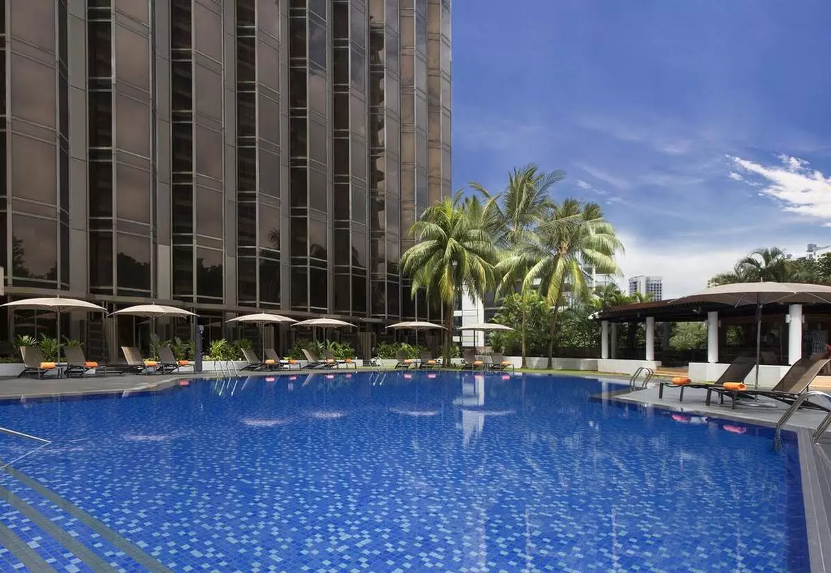 Sheraton Towers Singapore Hotel OUTDOOR POOL (Copy).jpg